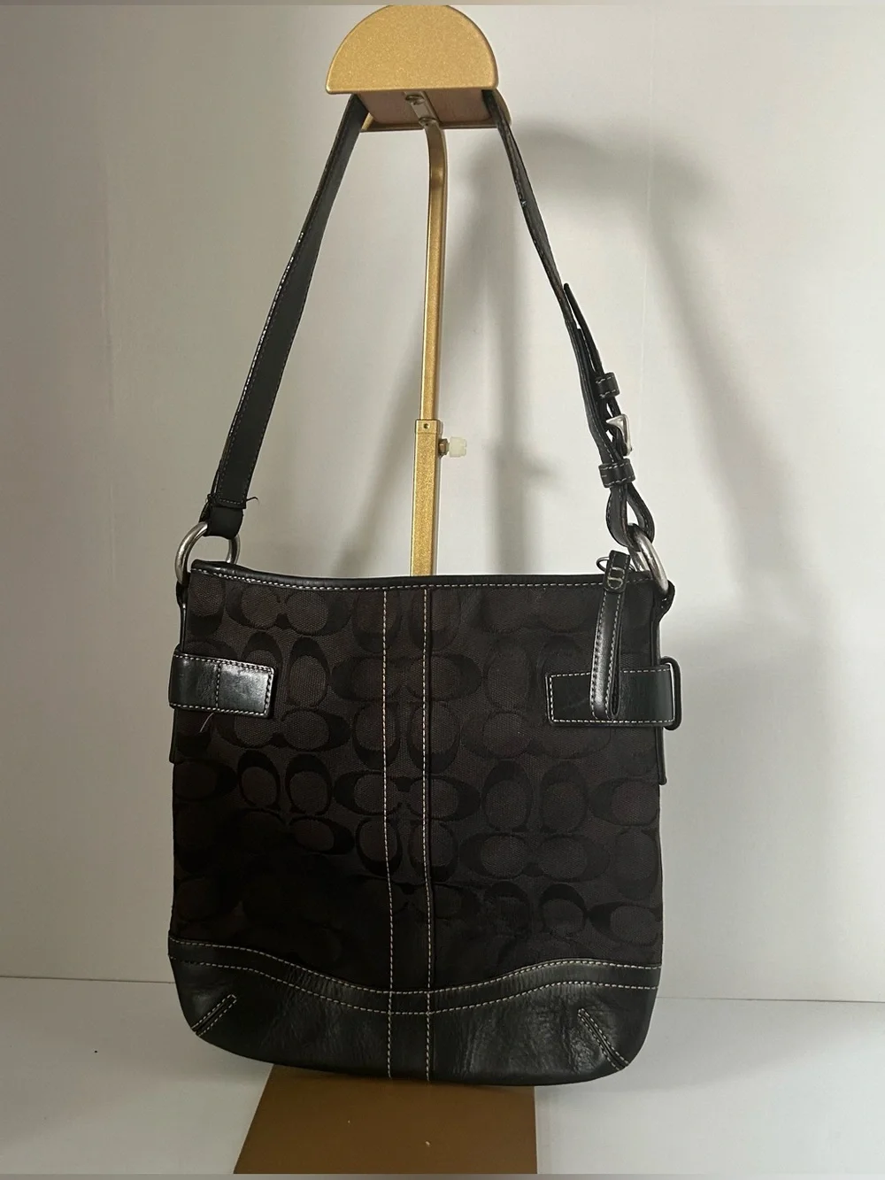 Coach shoulder bag